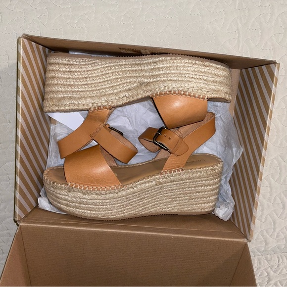 L🌴SOLUDOS🌴TAN LEATHER FLATFORM SANDALS - Picture 8 of 9